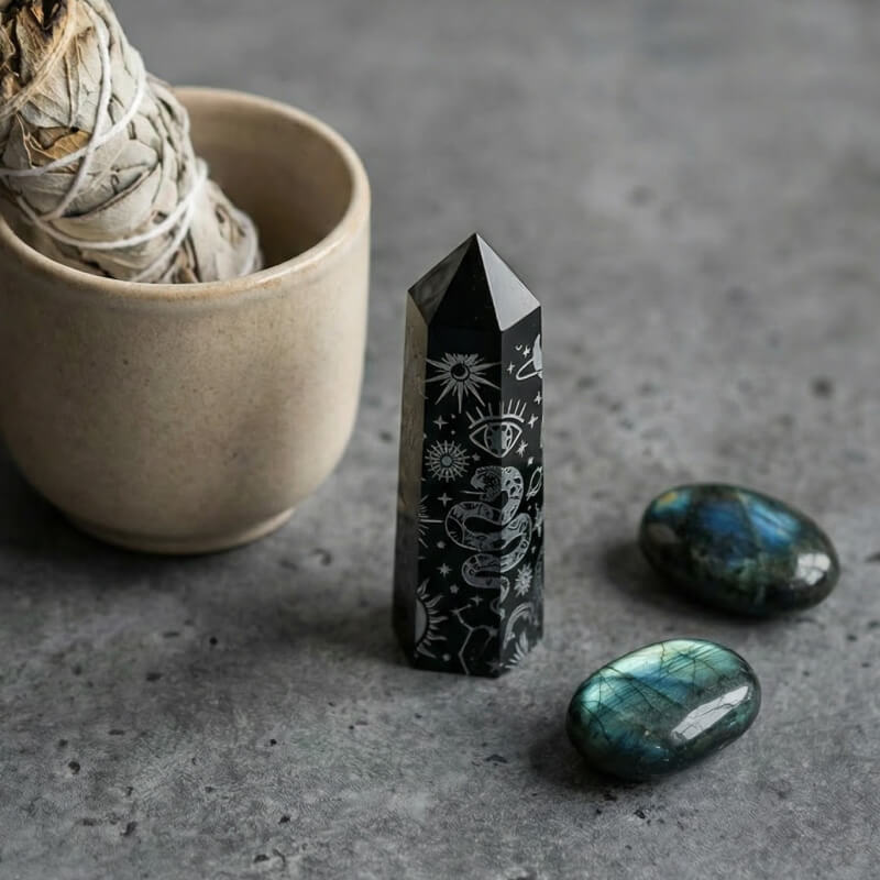 Обсидиан и лабрадор Обсидиан и лабрадор